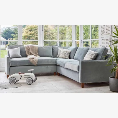 Darlings of Chelsea Hayes 2 x 2 Seater Corner Sofa