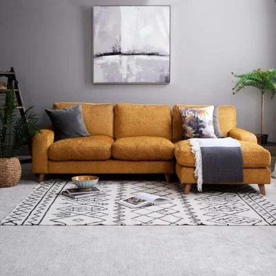 Woods Furniture Richmond Corner Group Sofa