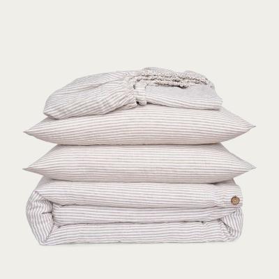 Bombinate.com Beige/White Buttoned Hardcord Linen Bedding Bundle