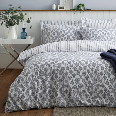 Dunelm Marina Navy 100% Cotton Reversible Duvet Cover and Pillowcase Set Navy Blue and White