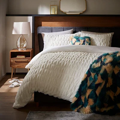Dunelm Cream Faux Fur Seersucker Duvet Cover and Pillowcase Set Natural (Cream)