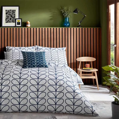 The Rug Seller Linear Stem Bedding and Pillowcase By Orla Kiely in Whale Blue
