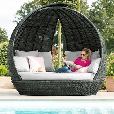 Cuckooland Maze Rattan Lotus Daybed - Brown
