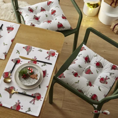Dunelm Catherine Lansfield Set of 2 Robins Seat Pads Red