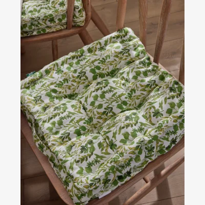Dibor Set of Meadowbrook Cushion Seat Pads