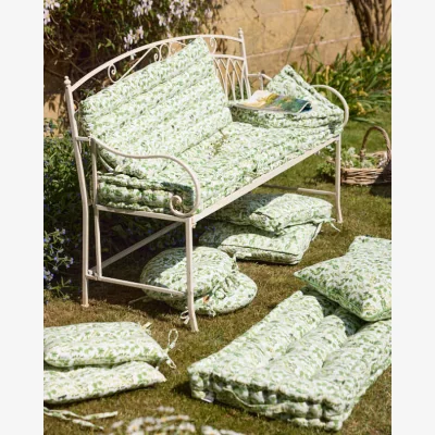 Dibor Meadowbrook Garden Seating Collection