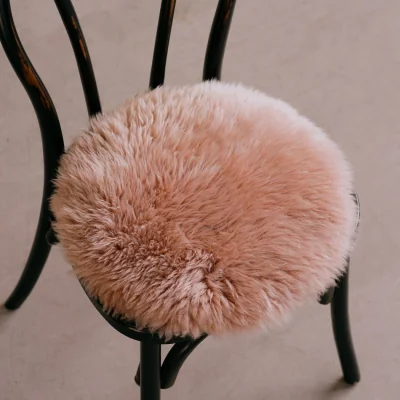 Graham & Green Round Rose Sheepskin Seat Pad