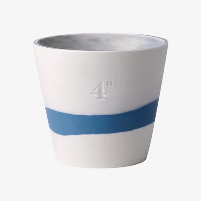 Amara Wedgwood - Burlington Pot - Pale Blue on White - 10cm