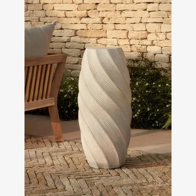 Cox and Cox Cream Spiral Plinth