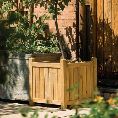 Cuckooland Rowlinson Wooden Planter in Natural Timber