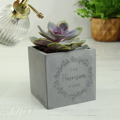 Dunelm Personalised Floral Wreath Concrete Plant Pot Grey