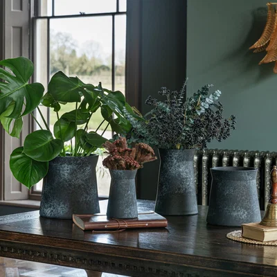 Dunelm Kew Handthrown Plant Pot Grey