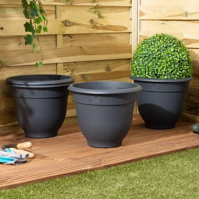 Dunelm Bell Pot Pack of 4 Round Plant Pots