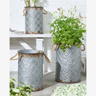 Dibor Set of 3 Diamond Bucket Planters