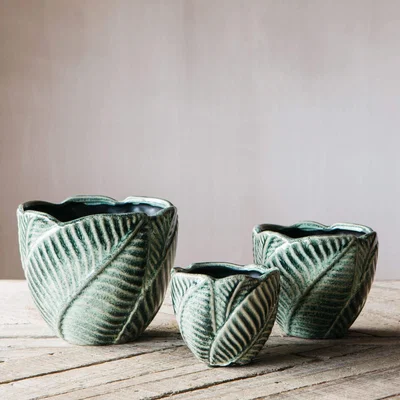 Graham & Green Set of Three Leaf Plant Pots