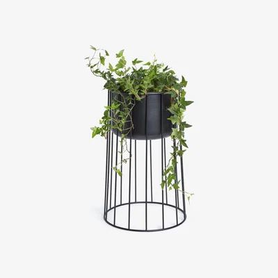 Habitat Habitat Black Planter Spindal Legs Small