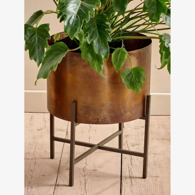 John Lewis Nkuku Juoni Metal Indoor Planter & Stand, Antique Brass