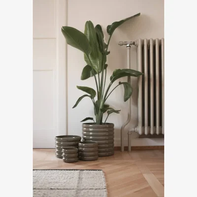 Nordic Nest DBKD Mud plant pot shiny dust Ø10 cm