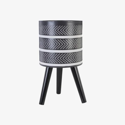 Olivia's Olivia's Daniel Planter Chevron Black