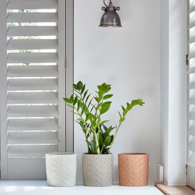 Olivia's Ivyline Fairford Stone Speckle Leaf Planter