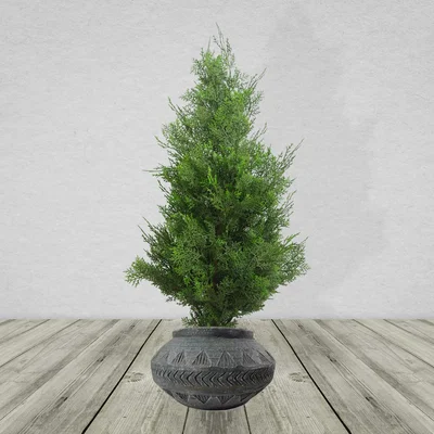 The Range Large Composite Triangle Planter - Gliese Triangle