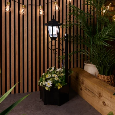 The Range Solar Plant Pot Post Light - Black