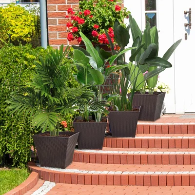 The Range Outdoor Planter Pack of 4, Rattan Effect Plant Pots Indoor Stackable - Brown