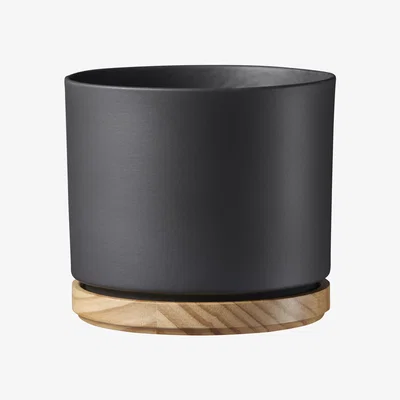 The Range Oslo Pot with Wood Base - Black