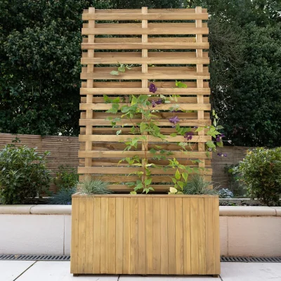 The Range Living Screen Planter