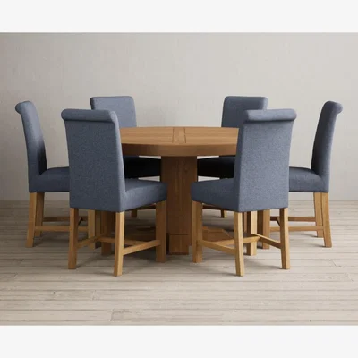 Oak&More Helmsley 150cm Round Oak Dining Table with 4 Natural Scroll Back Chairs