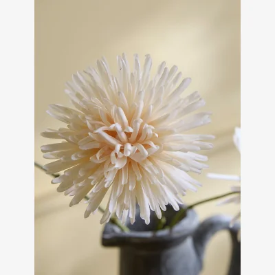 Cox and Cox Three Faux Chrysanthemum Stems - Cream