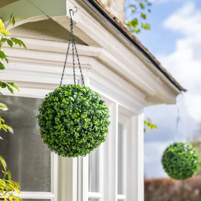 Christow Artificial Laurel Topiary Balls - 2 Pack