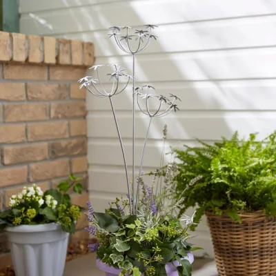 Dunelm Cluster of Flowers Garden Stake