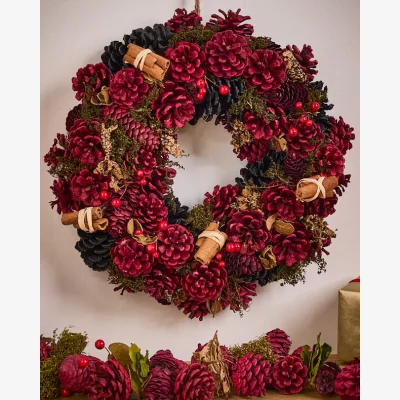 Dibor Indoor Cinnamon Pine Christmas Wreath 38cm
