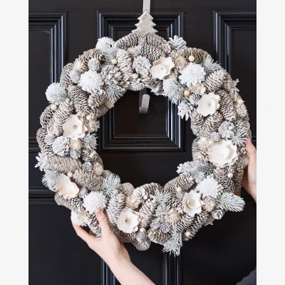 Dibor Giant Morning Frost Wreath 50cm