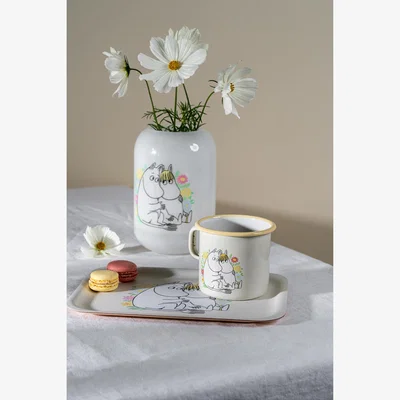 Nordic Nest Muurla Moomin enamel mug 550 ml Flowers