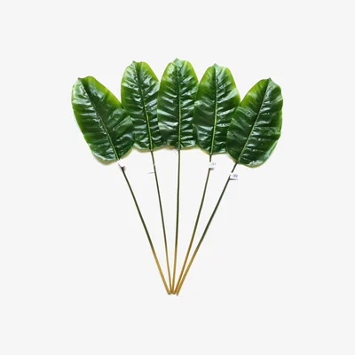 The Range Set of 5 Artificial Banana Leaves with Raindrops - Green
