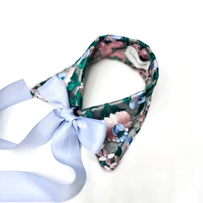 Wolf & Badger Women's Lace Flowers Collar | One Size | La Femme Mimi