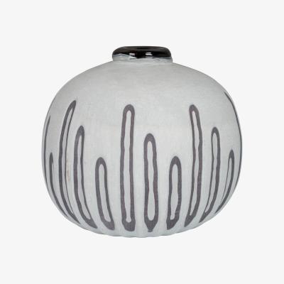 Amara Global Explorer - Black & White Cutout Vase