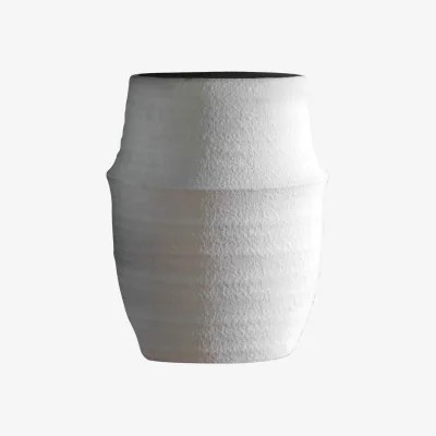 Amara Larson Vase 99
