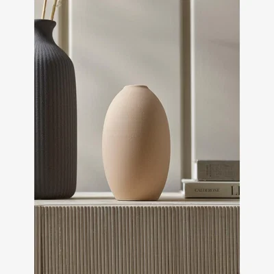 Cox and Cox Elliptical Bud Vase