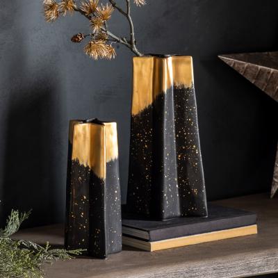 Dunelm Ara Star Vase Black