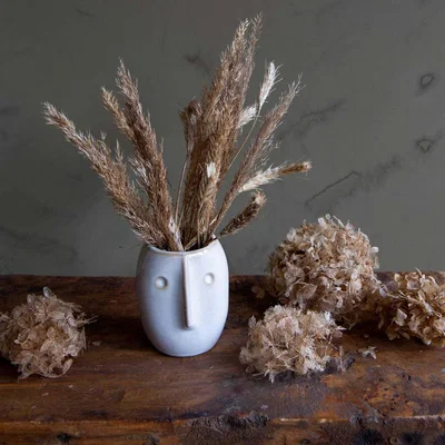 Graham & Green White Bob Face Vase