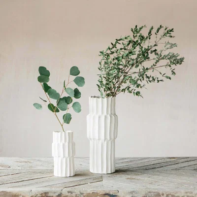 Graham & Green Medium White Ribbed Pillar Vase