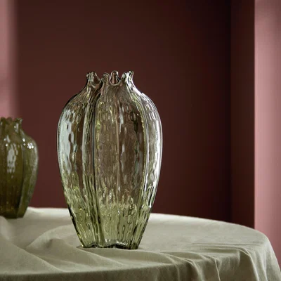 Habitat Habitat Seed Pod Glass Vase - Green