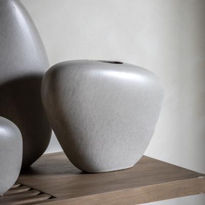 Knees Yui Medium Pebble Vase