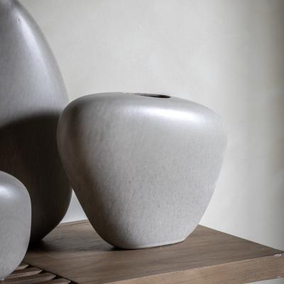 Knees Yui Small Pebble Vase