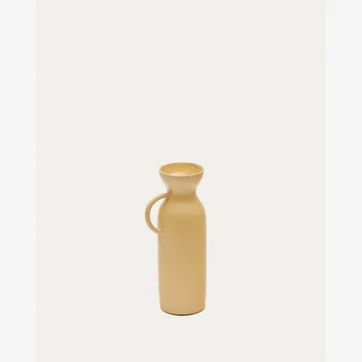Kave Home Pelras vase in mustard aluminium, 25