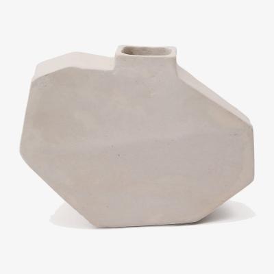Kave Home Lahara grey papier-mâché vase 21cm