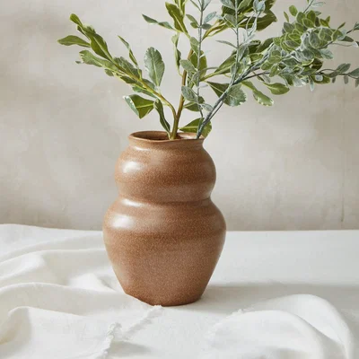Layered Lounge Juno Camel Vase